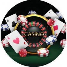 Pengguna menikmati bonus harian dalam permainan kasino online